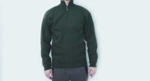 PULL CON ZIP VERDE